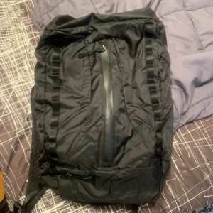 Wandrd Veer 18L Packable Backpack with inflatable back panel